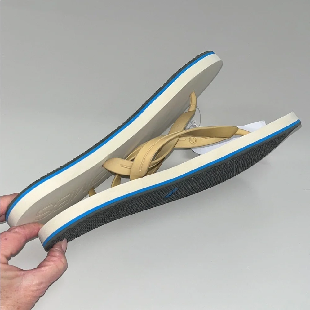 Romes NWT Beige and Blue Men's Flip-Flops Size 13